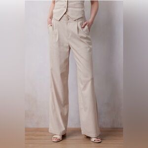 LC Lauren Conrad Women's Cream Trousers Linen Blend